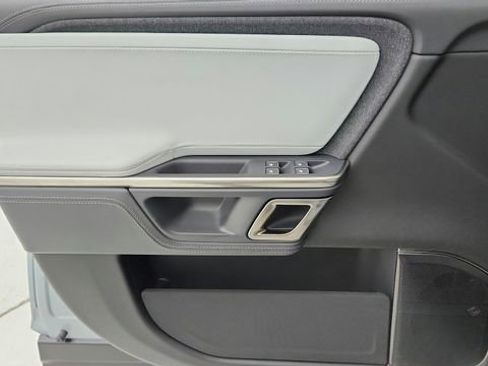 Used 2024 Rivian R1S Adventure image 62