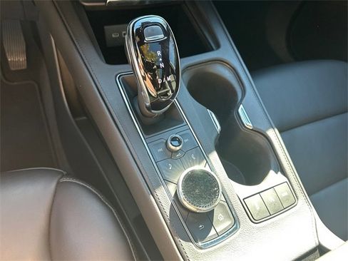 Used 2023 Cadillac XT4 Premium Luxury image 33