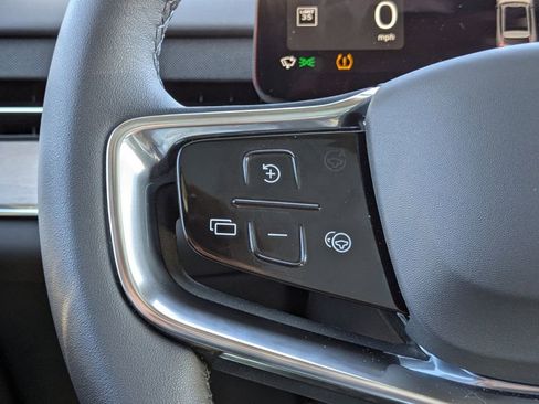 New 2025 Volvo EX90 Ultra image 36