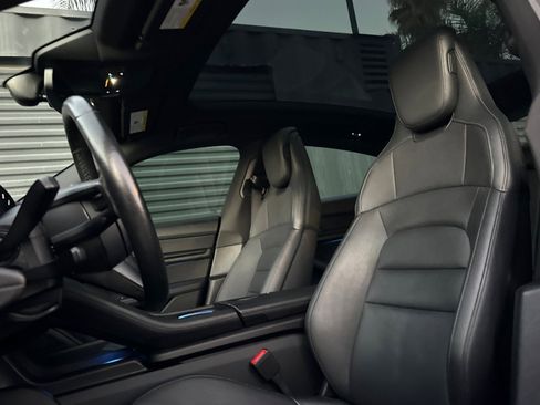 Certified 2023 Porsche Taycan image 5