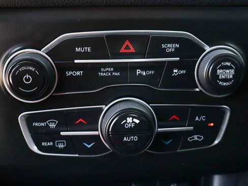 Used 2022 Dodge Charger R/T RWD image 33