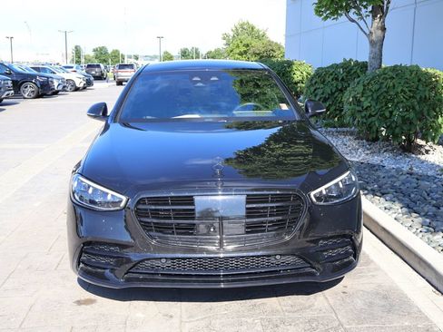 Used 2022 Mercedes-Benz S 500 4MATIC image 3