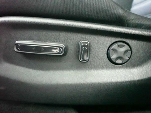 Used 2022 Honda CR-V EX image 14