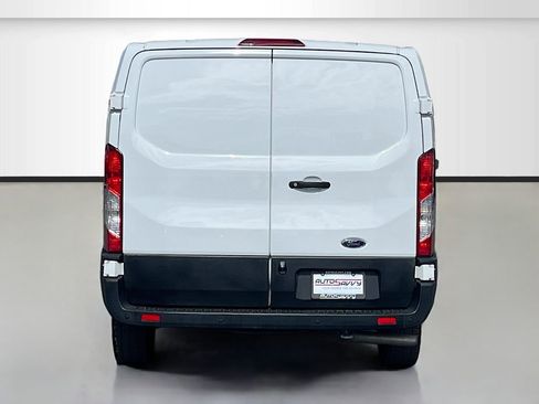 Used 2025 Ford Transit 150 Low Roof RWD image 6