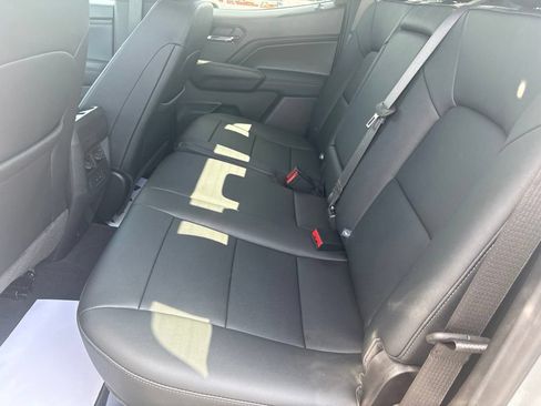 Used 2025 Chevrolet Colorado LT w/ LT Convenience Package AWD/4WD image 31