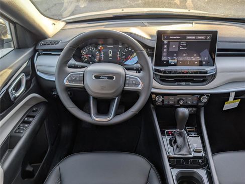 New 2026 Jeep Compass Limited image 12