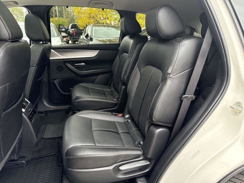 Used 2024 MAZDA CX-90 Plug-In Hybrid w/ Premium Pkg image 15