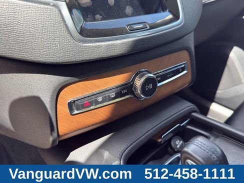 Used 2021 Volvo XC90 T8 Inscription Expression w/ Climate Package AWD/4WD image 18