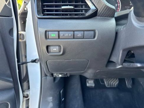 Used 2022 Nissan Sentra SV FWD image 19