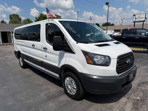 Used 2018 Ford Transit 350 XL RWD image 4