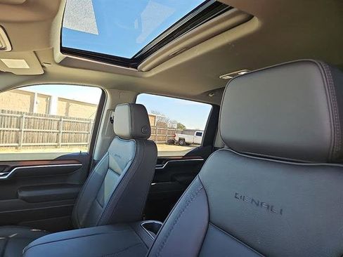 New 2026 GMC Sierra 1500 Denali image 12