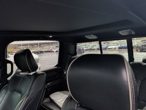 Used 2021 RAM 1500 Limited image 3