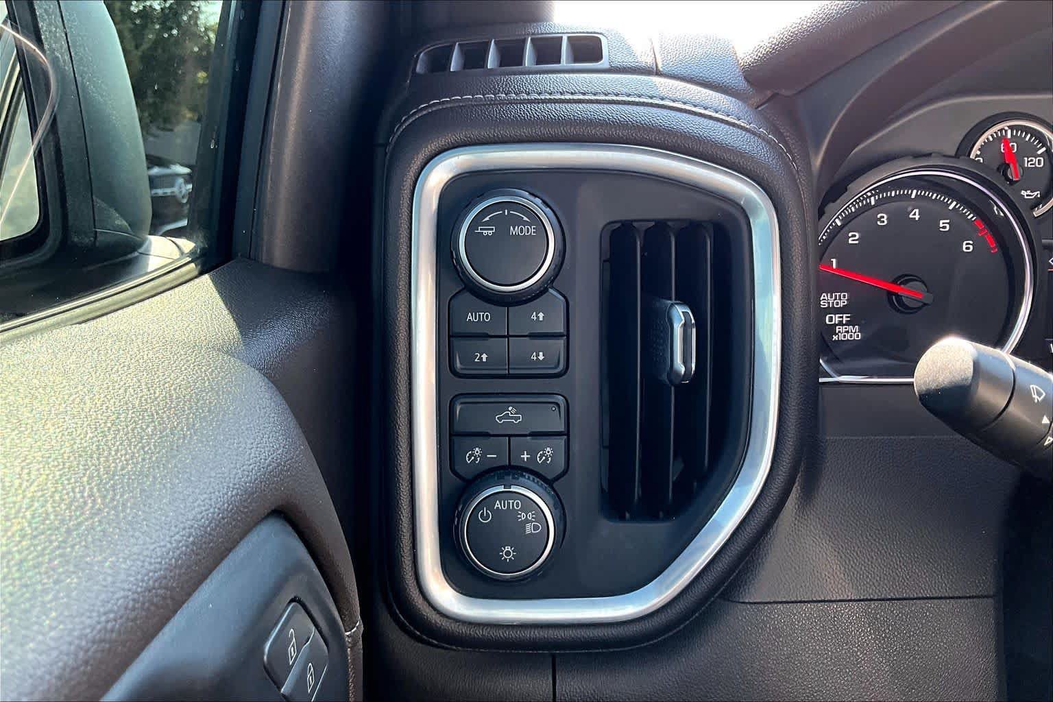 Used 2021 Chevrolet Silverado 1500 LT w/ Texas Edition Plus AWD/4WD image 32