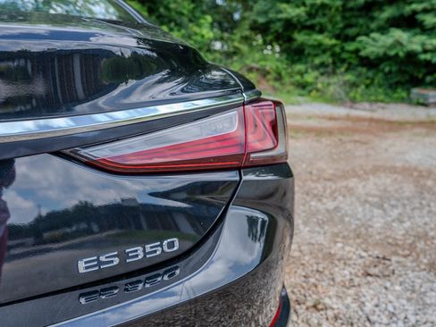 Used 2020 Lexus ES 350 w/ Premium Package FWD image 11