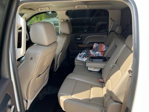 Used 2015 GMC Sierra 1500 SLT w/ SLT Crew Cab Value Package AWD/4WD image 7