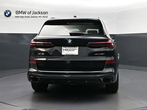 New 2026 BMW X5 xDrive40i w/ M Sport Package AWD/4WD image 6