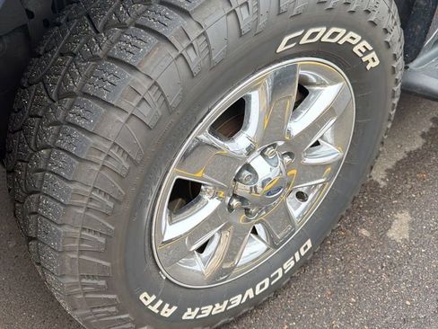 Used 2013 Ford F150 Lariat w/ Luxury Equipment Group image 2