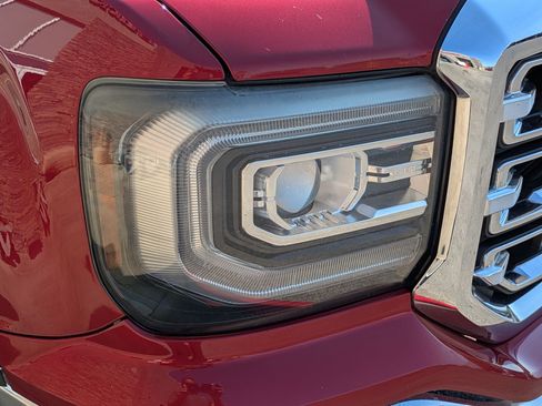 Used 2018 GMC Sierra 1500 SLT AWD/4WD image 11
