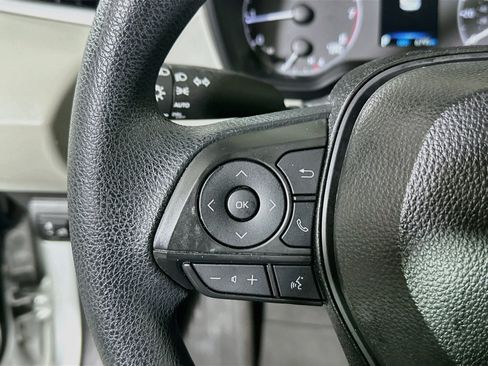 Certified 2025 Toyota Corolla LE FWD image 16