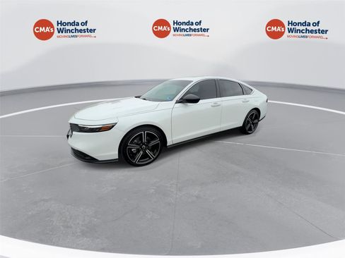 Certified 2025 Honda Accord Sport image 4