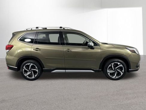 Used 2023 Subaru Forester Touring AWD/4WD image 36