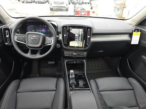 New 2026 Volvo XC40 B5 Plus w/ Protection Package Premier AWD/4WD image 21
