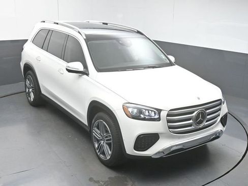Used 2026 Mercedes-Benz GLS 450 4MATIC image 44