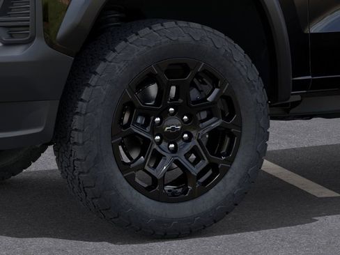 New 2026 Chevrolet Colorado Trail Boss AWD/4WD image 9