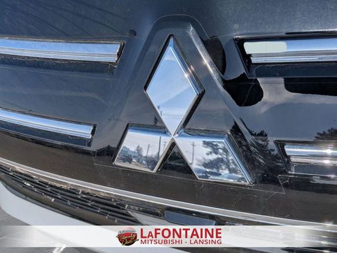 New 2026 Mitsubishi Outlander Trail Edition image 9