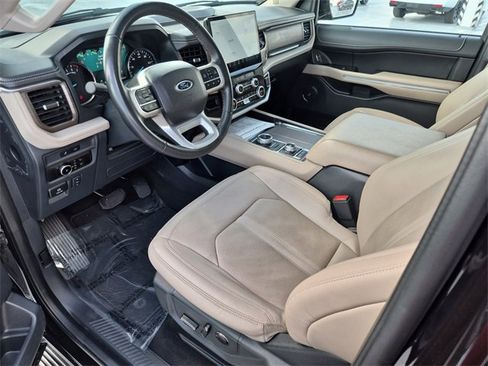 Used 2024 Ford Expedition Max Limited image 16