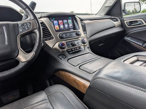 Used 2018 GMC Yukon Denali w/ Denali Ultimate Package AWD/4WD image 25