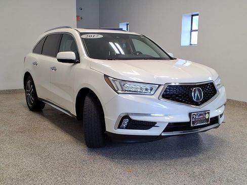 Used 2017 Acura MDX SH-AWD w/ Advance Package image 3