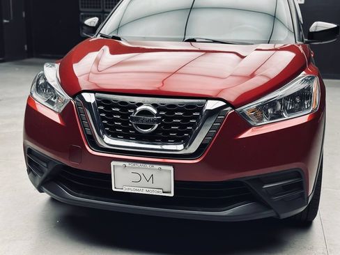 Used 2020 Nissan Kicks SV FWD image 14
