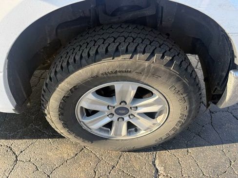 Used 2017 Ford F150 XL w/ Equipment Group 101A Mid image 10