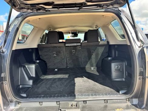 Used 2023 Toyota 4Runner TRD Off-Road AWD/4WD image 25