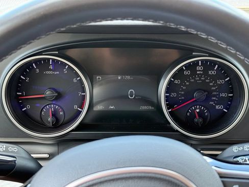 Certified 2024 Kia Carnival LX FWD image 35