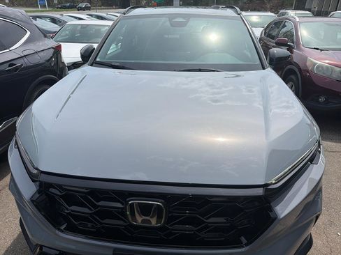 Used 2025 Honda CR-V Sport-L image 2