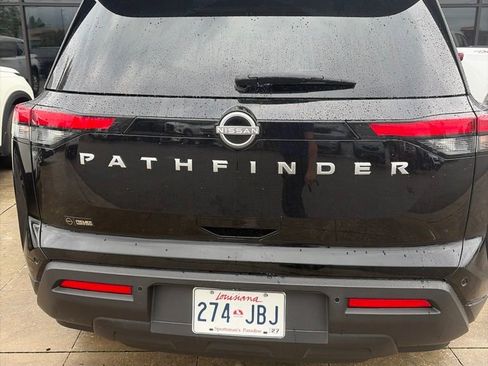 Used 2025 Nissan Pathfinder S FWD image 5