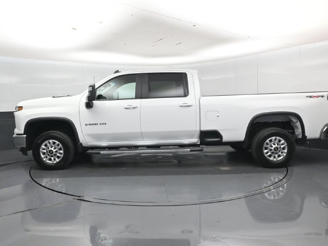 Used 2026 Chevrolet Silverado 2500 LT AWD/4WD image 37
