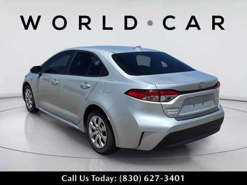 Used 2023 Toyota Corolla LE FWD image 13
