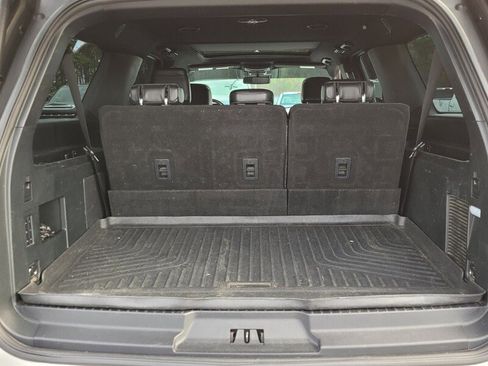 Used 2021 Ford Expedition Max Limited image 12