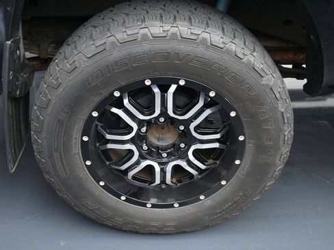 Used 2013 Toyota Tacoma 4x4 Double Cab w/ TRD Sport Pkg image 10