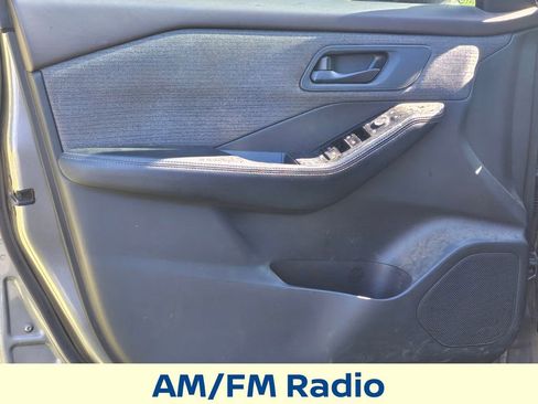 Used 2021 Nissan Rogue S FWD image 25