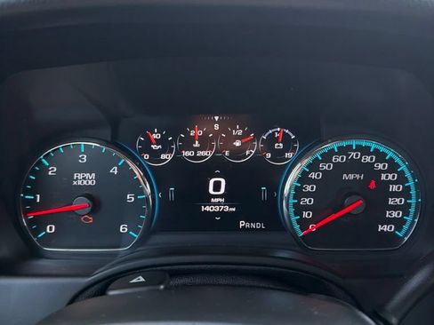 Used 2017 GMC Yukon XL SLT w/ HD Trailering Package AWD/4WD image 11