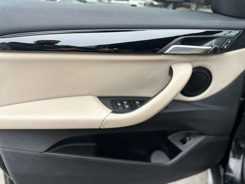 Used 2019 BMW X1 sDrive28i image 15