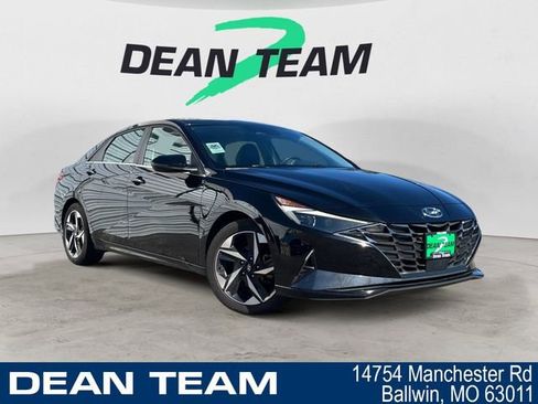 Used 2021 Hyundai Elantra Limited image 1