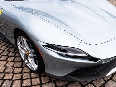 Certified 2023 Ferrari Roma RWD image 12
