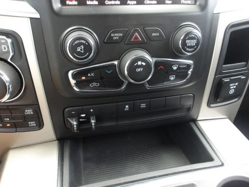 Used 2014 RAM 1500 Big Horn image 17
