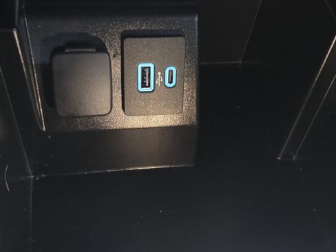 Used 2023 Ford Explorer XLT w/ Equipment Group 202A image 48