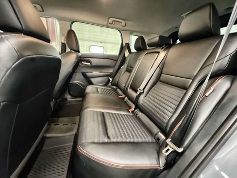 Used 2026 Nissan Rogue SV AWD/4WD image 23